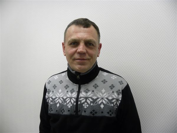 Помощник по хозяйству Анатолий
